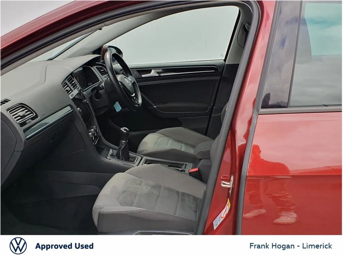 Volkswagen Golf 1.6 TDI 115HP Highline - Call/tex - Image 4