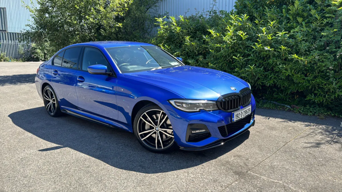 BMW 330e M-Sport Portimao Blue - Image 2
