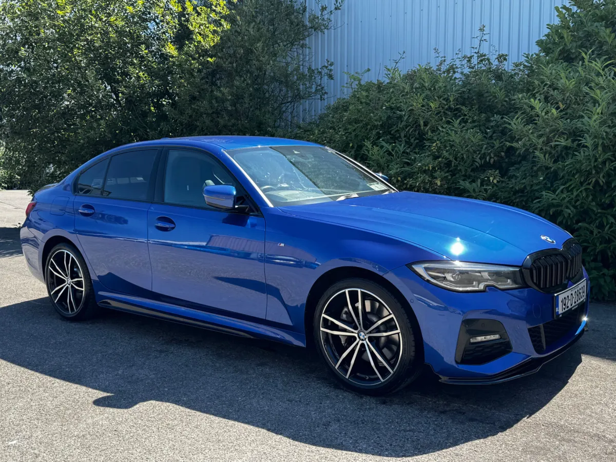 BMW 330e M-Sport Portimao Blue - Image 4