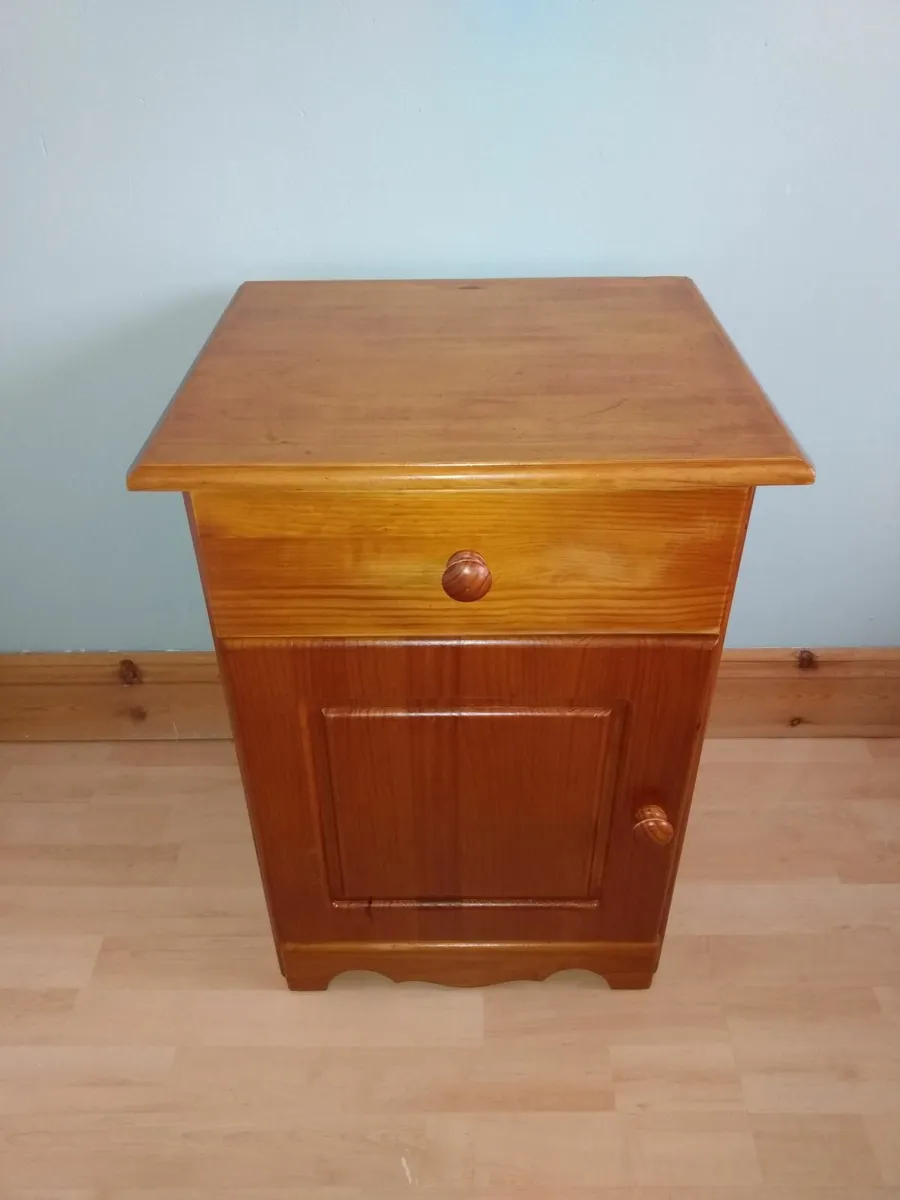 Bedside locker - Image 1