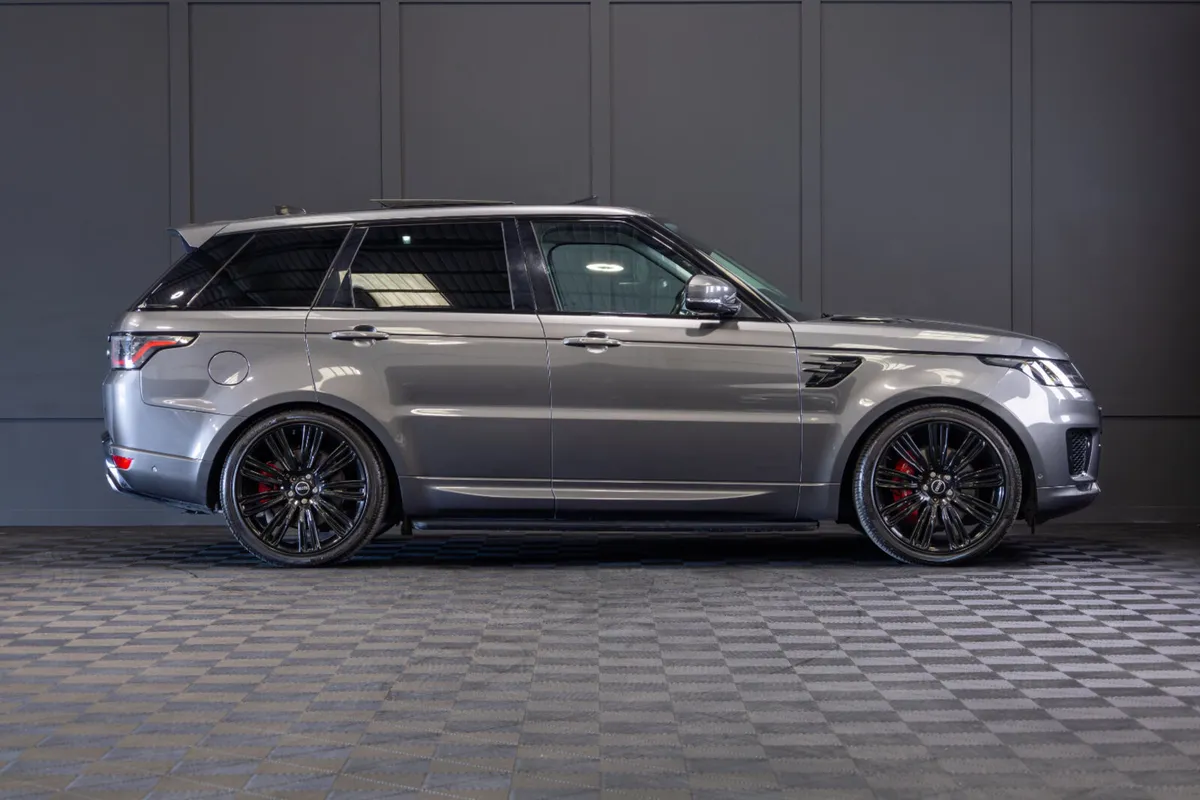 182 Range Rover Sport P400e HSE Dynamic - Image 2