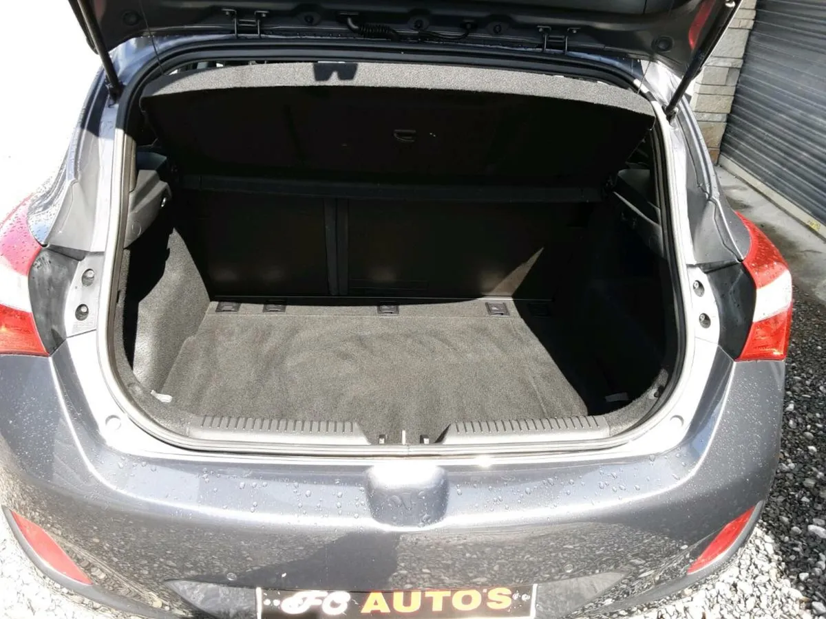 Car - Image 4