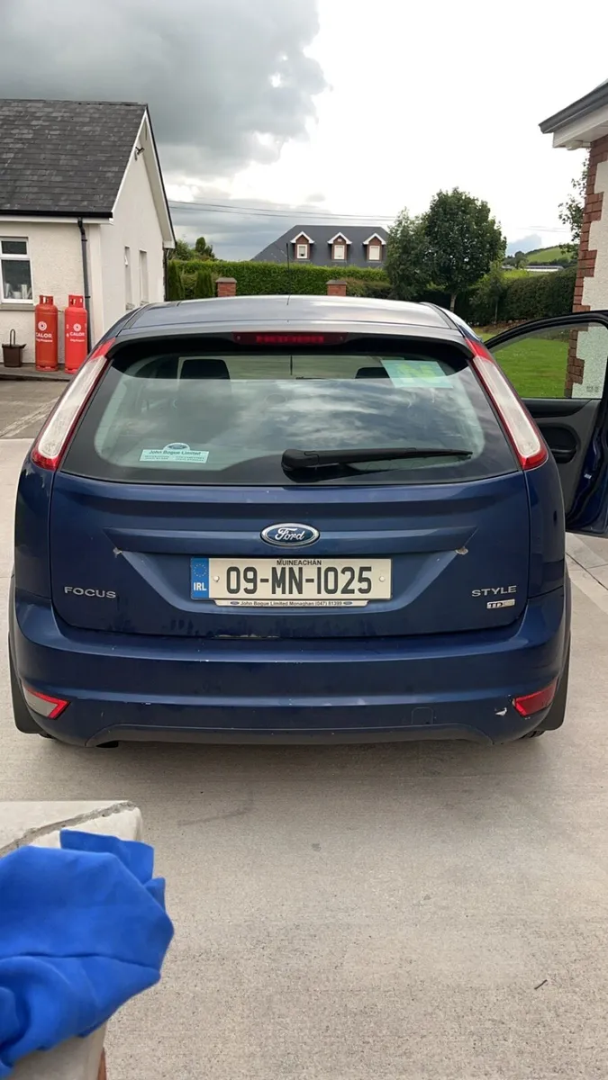 09 Ford Focus - Image 2
