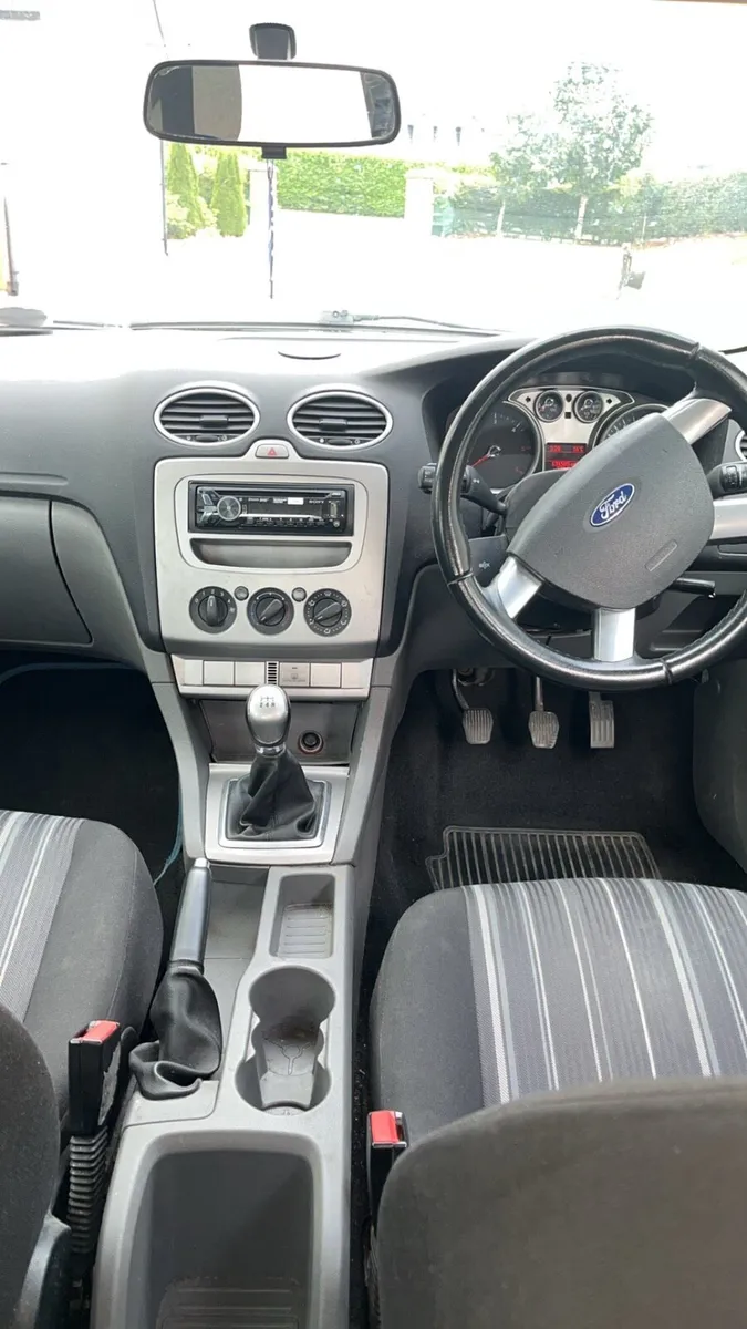 09 Ford Focus - Image 3