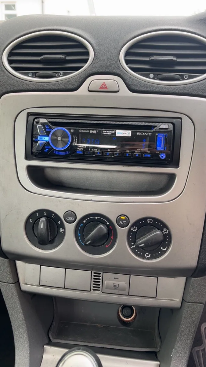 09 Ford Focus - Image 4