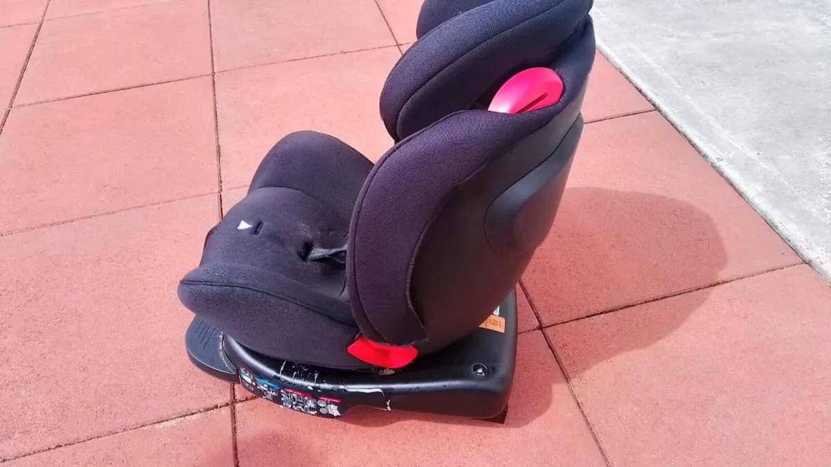 Baby Bundle x 3 Car seats, Buggy and Travel Cot - Image 1
