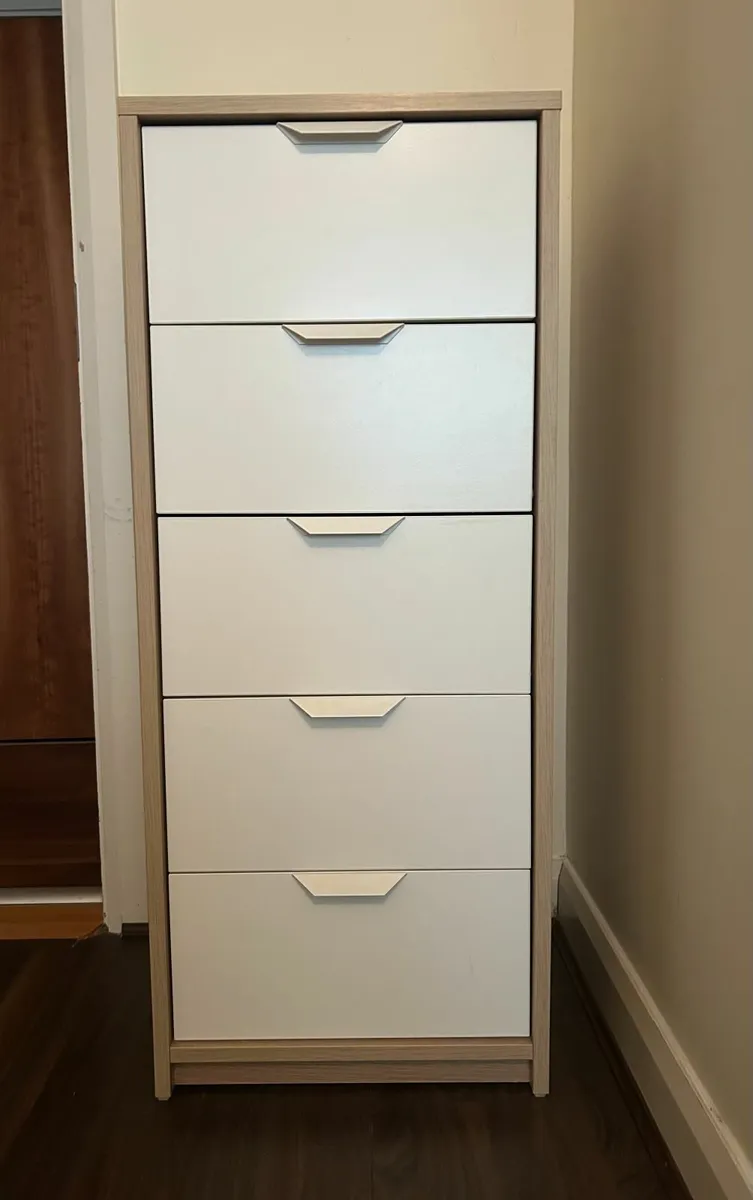 Chest of 5 drawers - Image 1