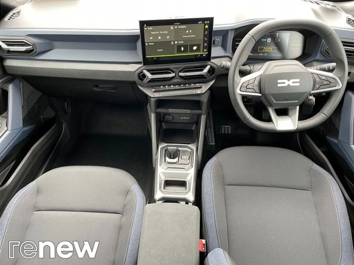 Dacia Duster Expression 1.6 Full Hybrid 145BHP - Image 2