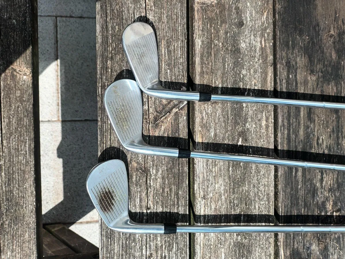 Titleist t100s irons 4-pw - Image 2