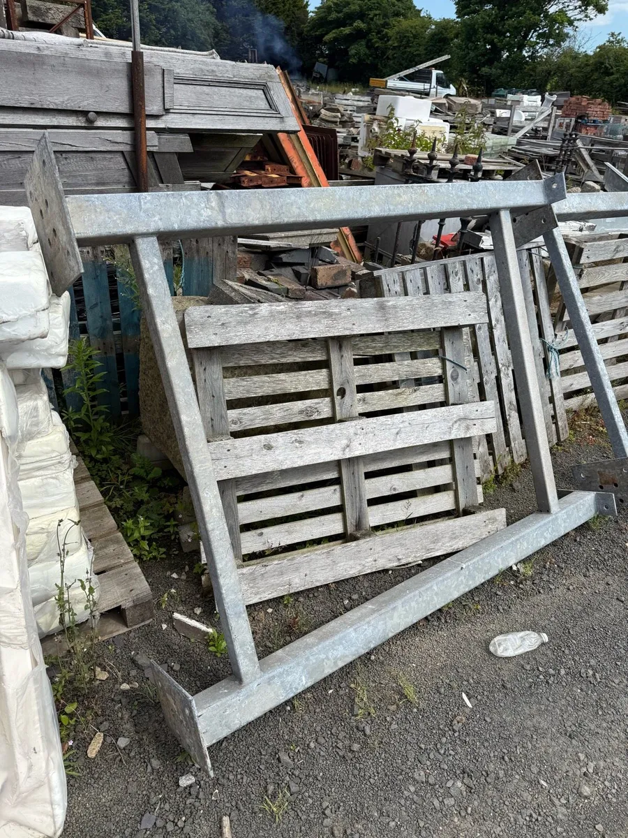 2 reclaimed galvanised frames - Image 2