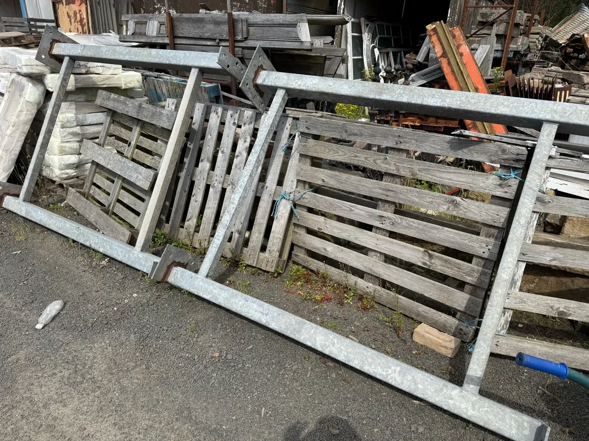 2 reclaimed galvanised frames - Image 1