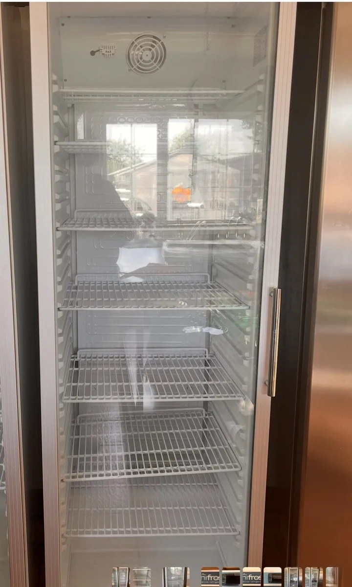 Fridge.. Display - Image 1