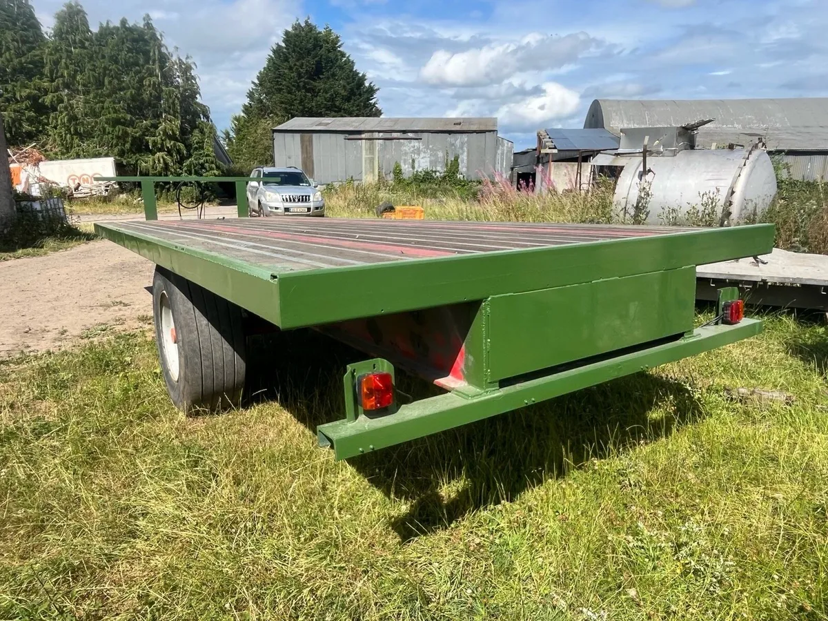 22 ft bale trailer - Image 4