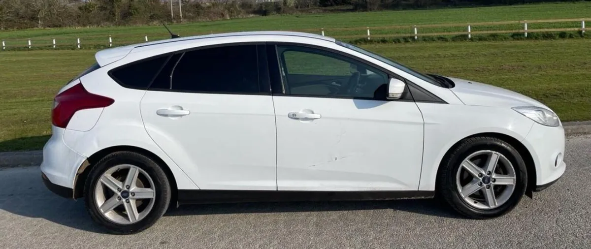 Ford Focus Van 2015 - Image 3