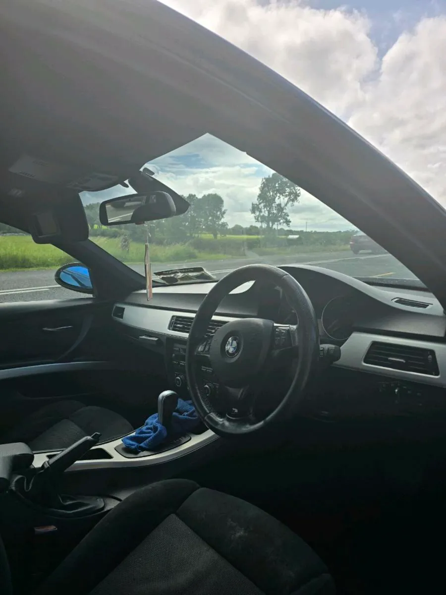 BMW E91 320D - Image 3