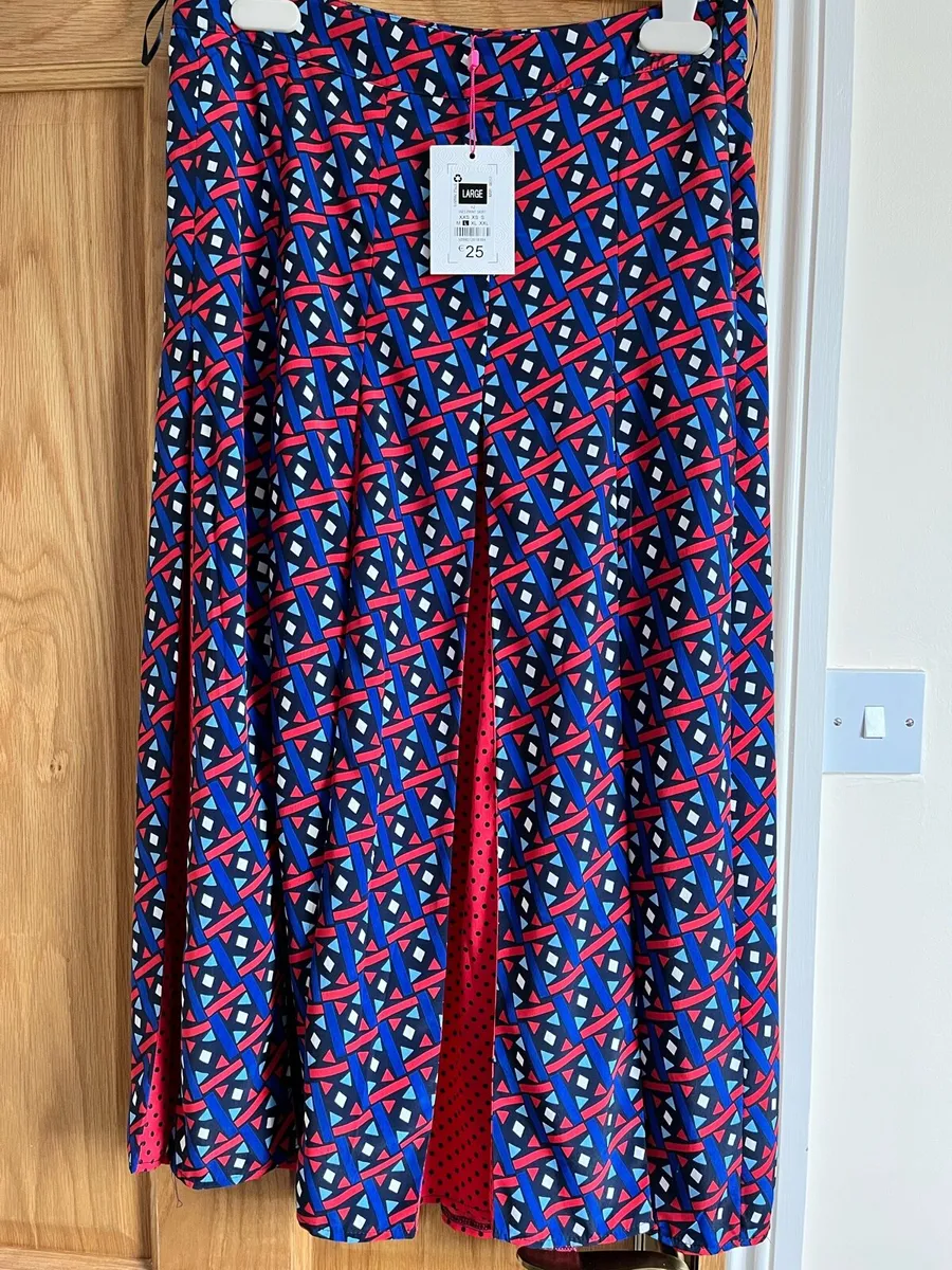 Skirt - Image 1