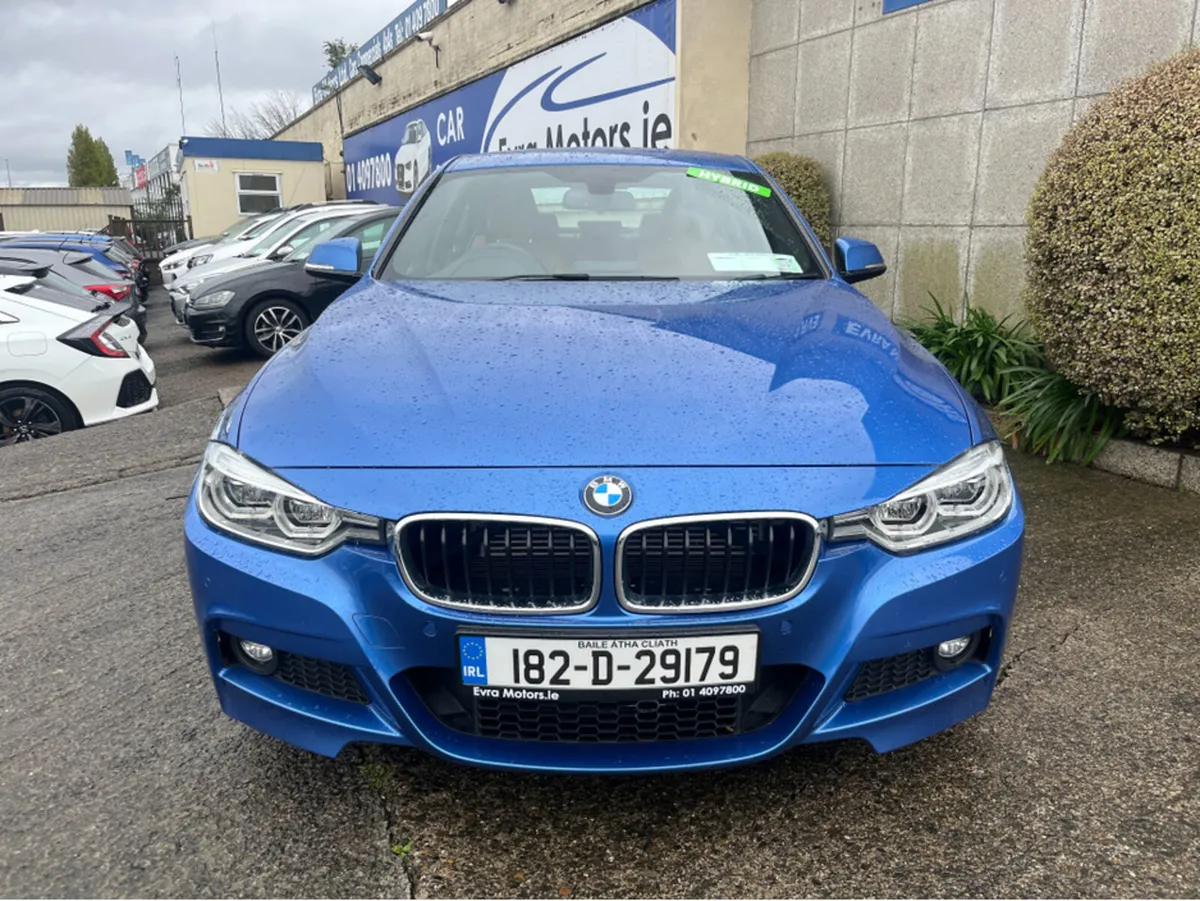BMW 3-Series 330e M-SPORT 2.0 PETROL PLUG-IN HYBRI - Image 3