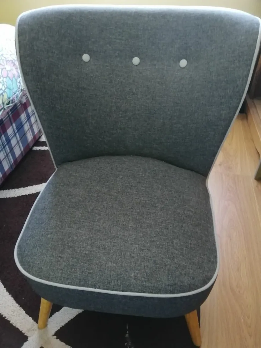 Chair - Image 3