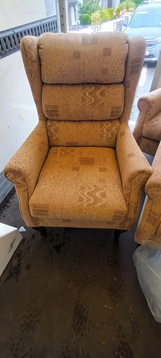 2 Orthopaedic Chairs - Image 2