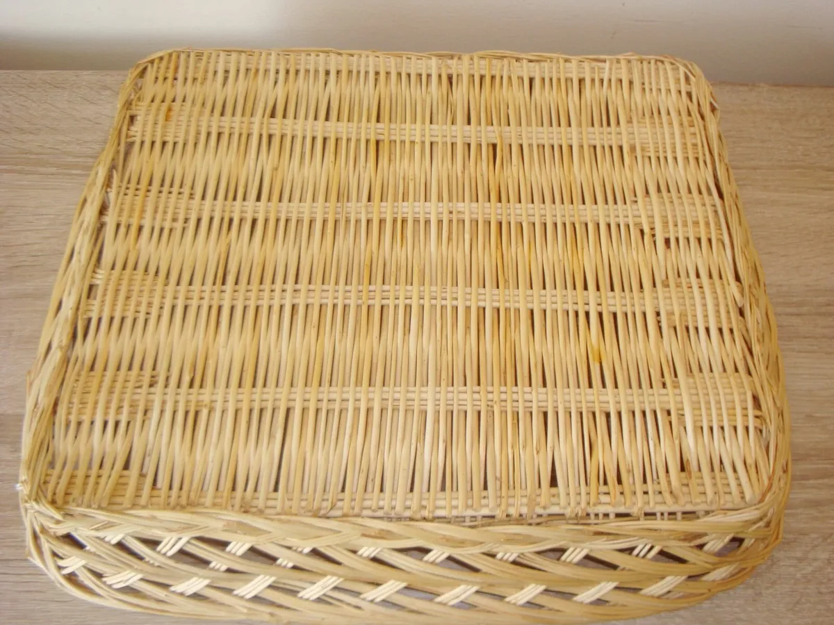 Decorative wicker tray - Image 3