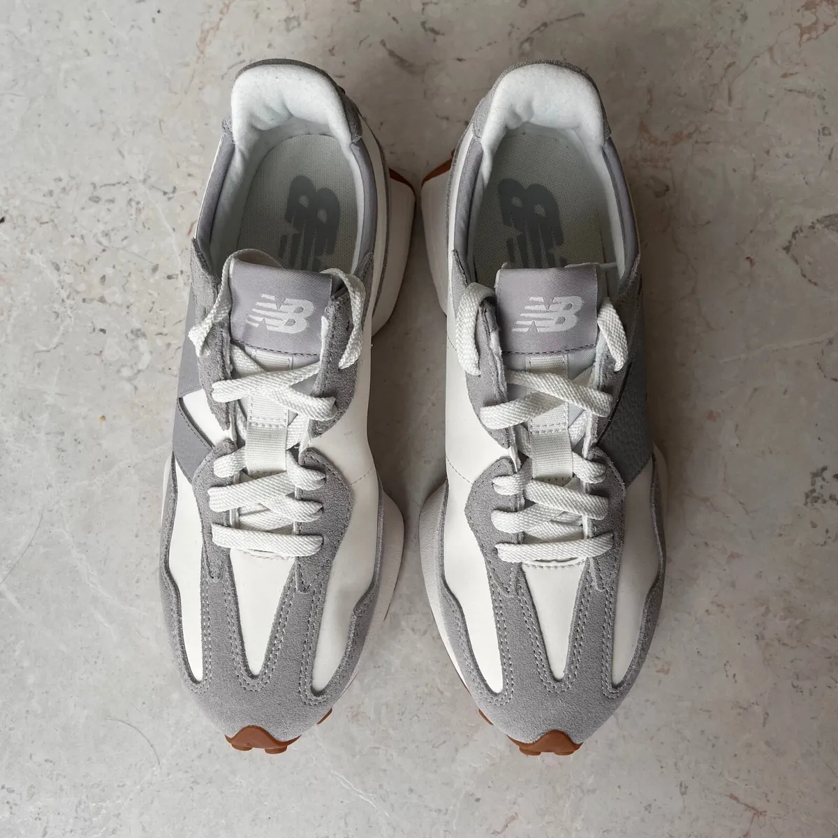 New Balance 327 trainers - Image 3