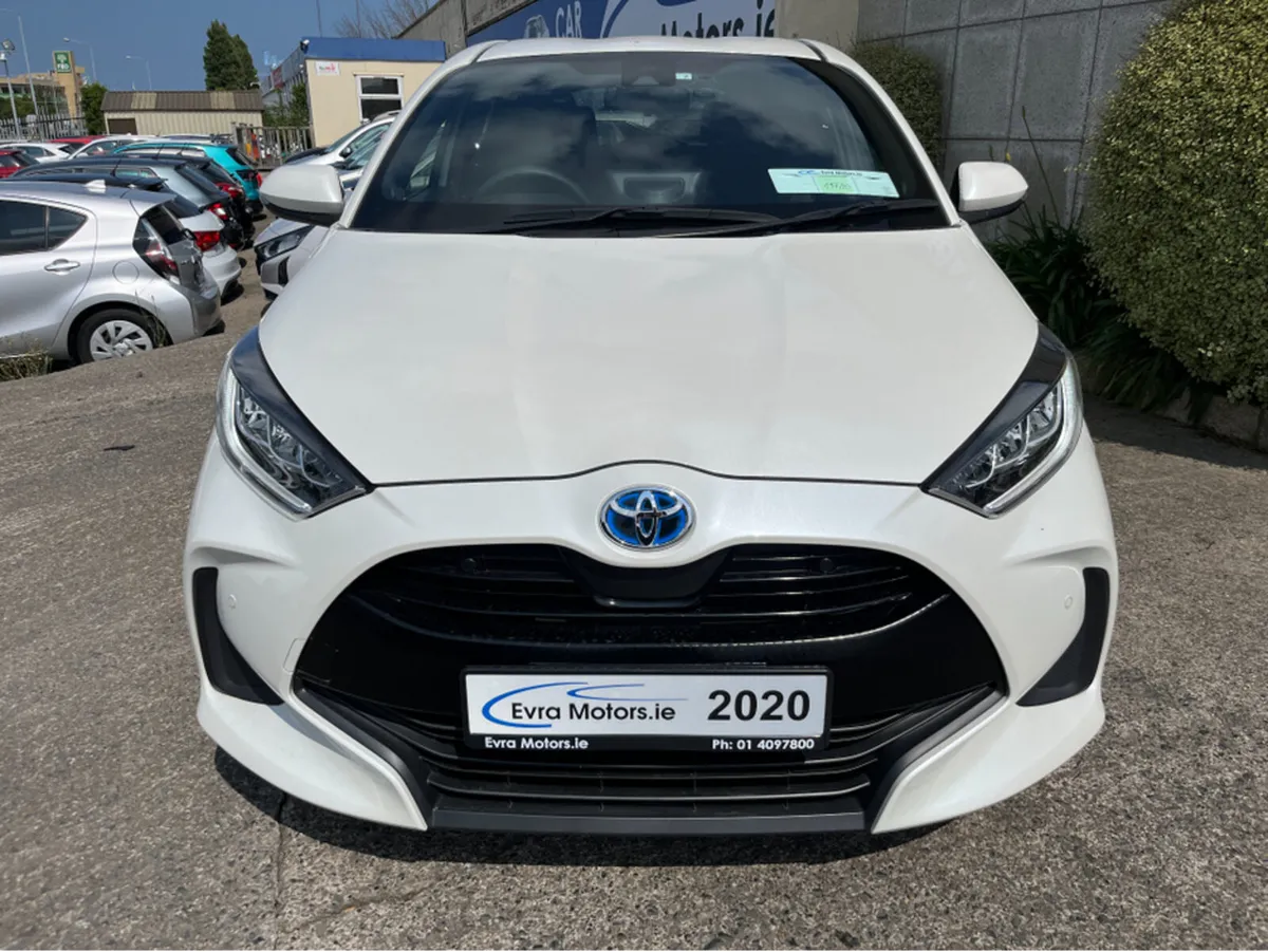 Toyota Yaris HYBRID AUTOMATIC 1.5 PETROL //HIGH SP - Image 3