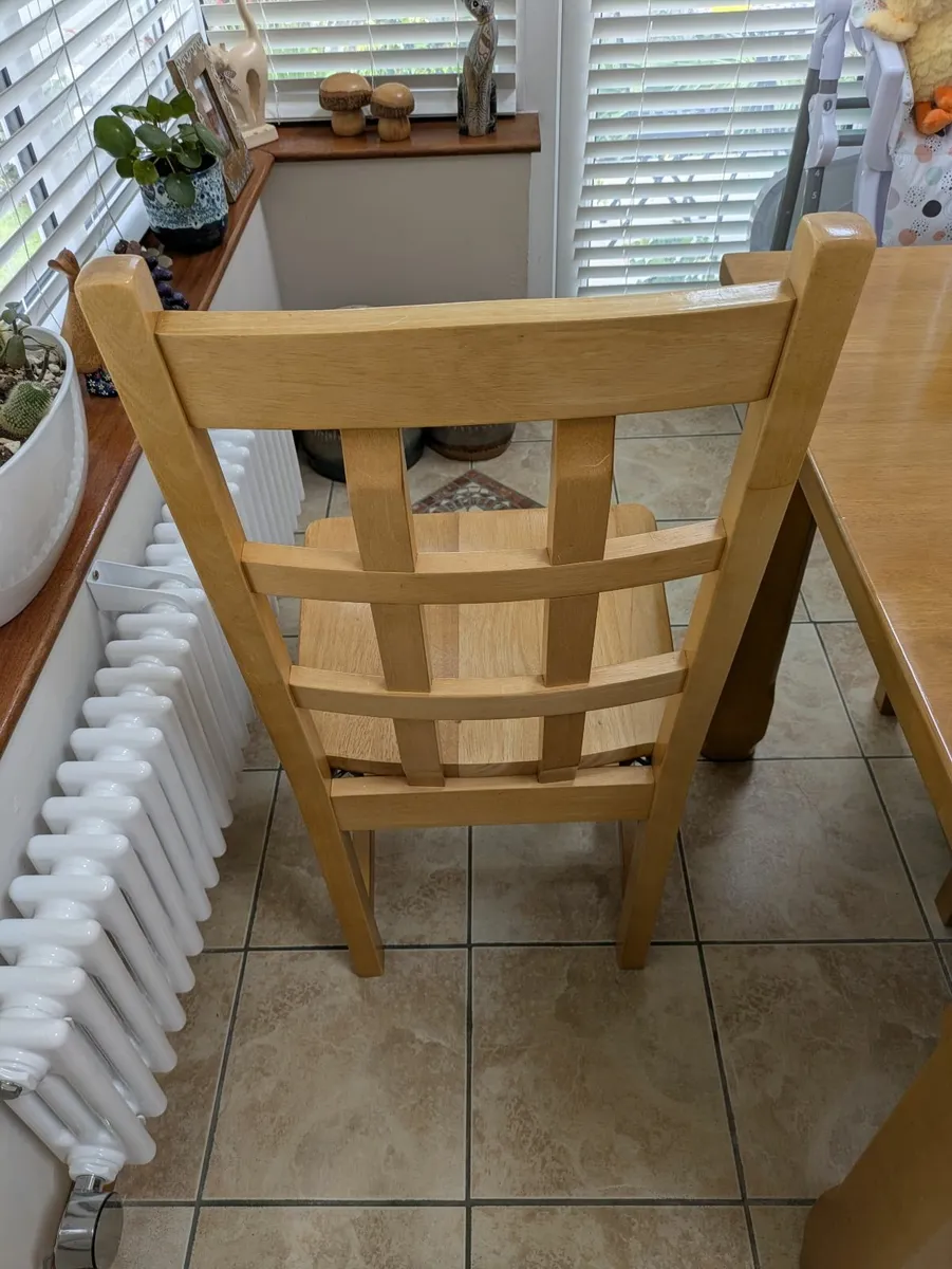 Dining Room Table & 6 chairs - Image 2