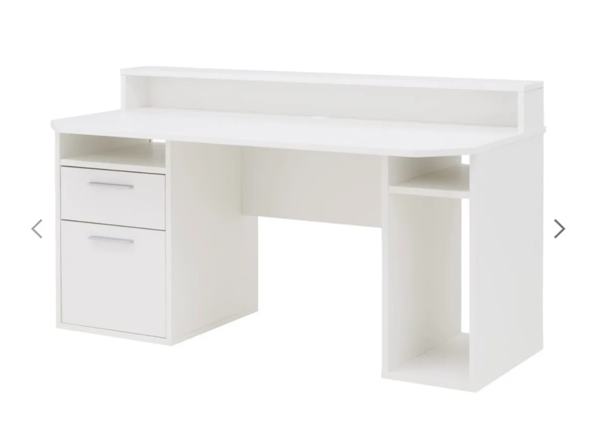 Computer and writing desk - Image 2