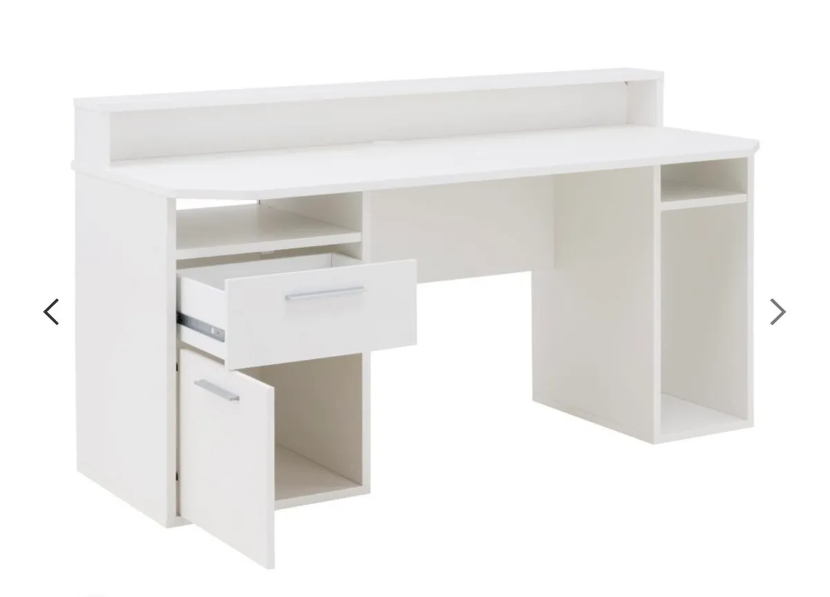 Computer and writing desk - Image 3
