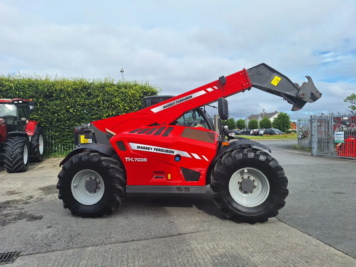 Massey Ferguson TH.7035 Teleporter - Image 2