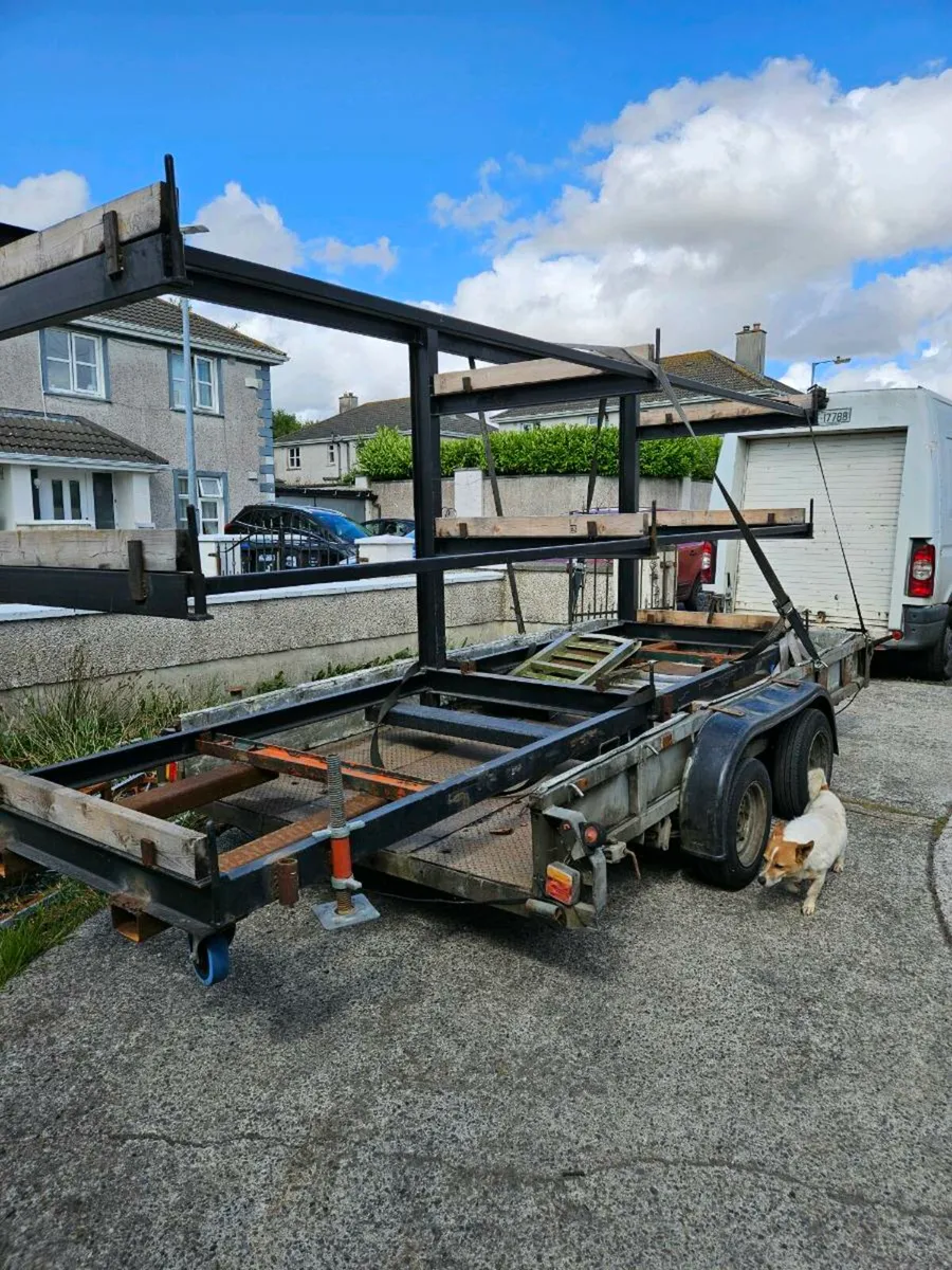Cantilever Racking on castors - Image 1