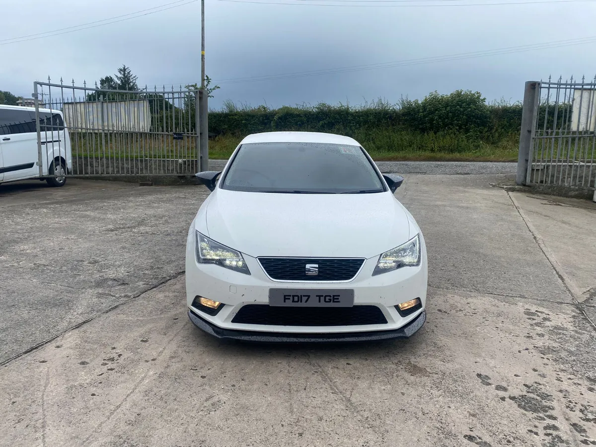 OUTSTANDING 2017 SEAT LEON 1.6 TDI SE - Image 2