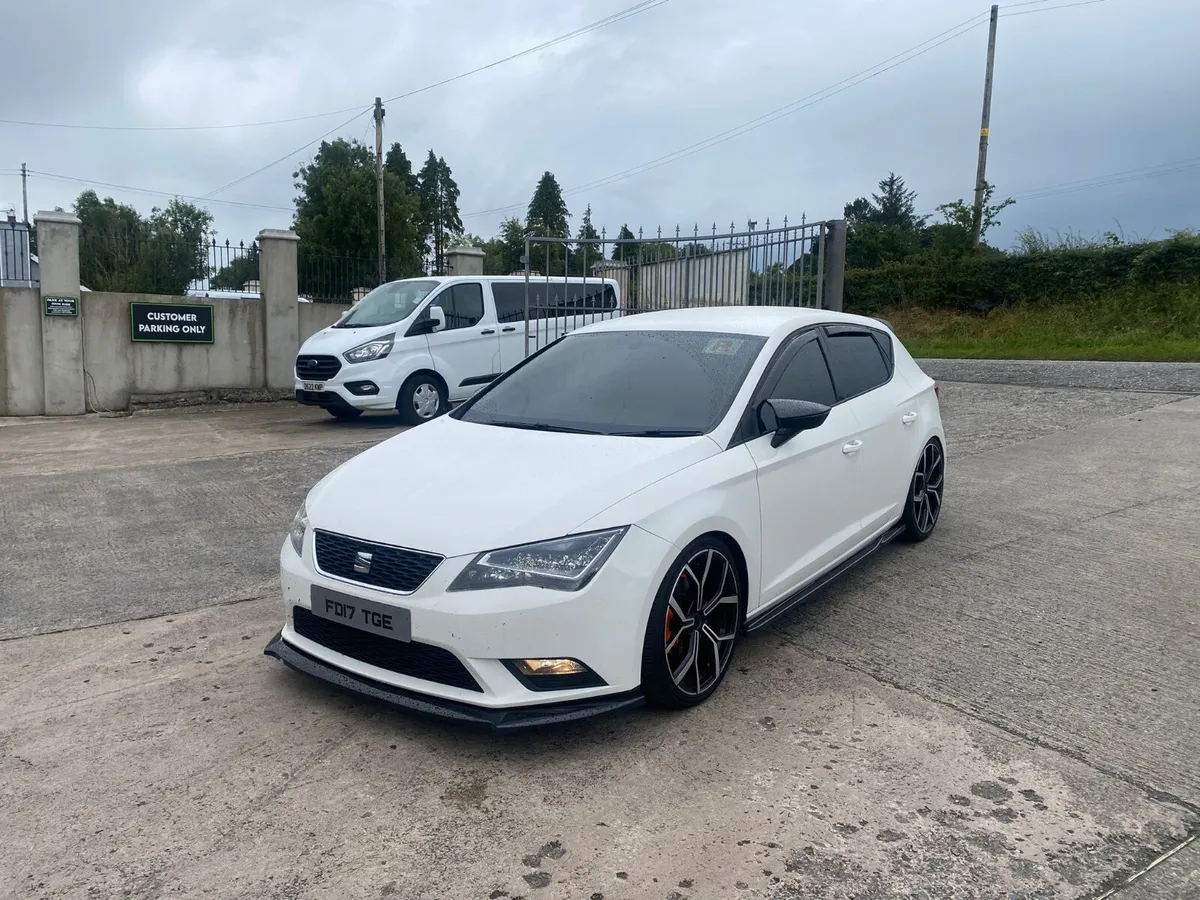 OUTSTANDING 2017 SEAT LEON 1.6 TDI SE - Image 3