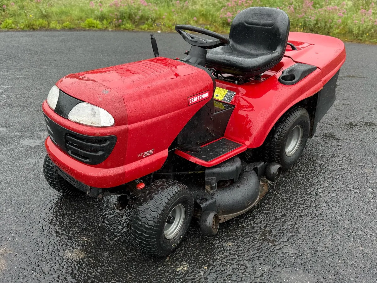 Craftsman RideOn lawnmower 19.5hp 42” cut - Image 1