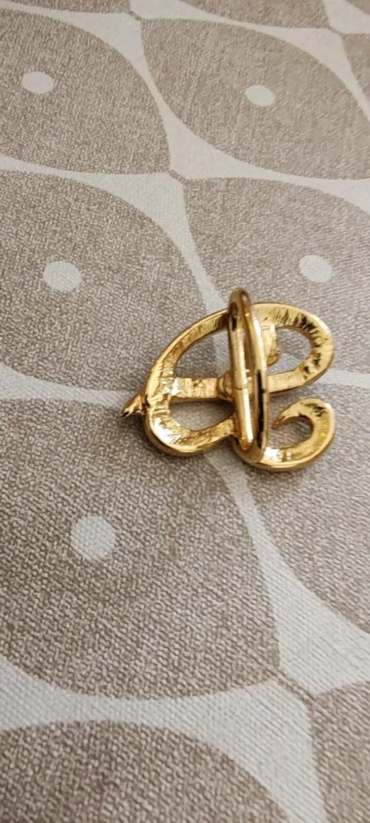Vintage goldtone and pearl brooch - Image 2