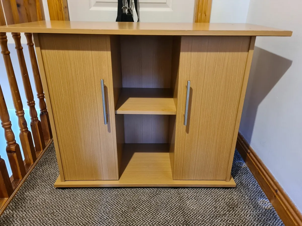 Aquarium cabinet - Image 1