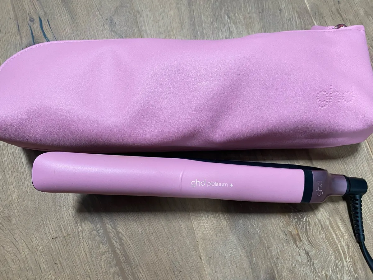 GHD Platinum Straightener - Image 1