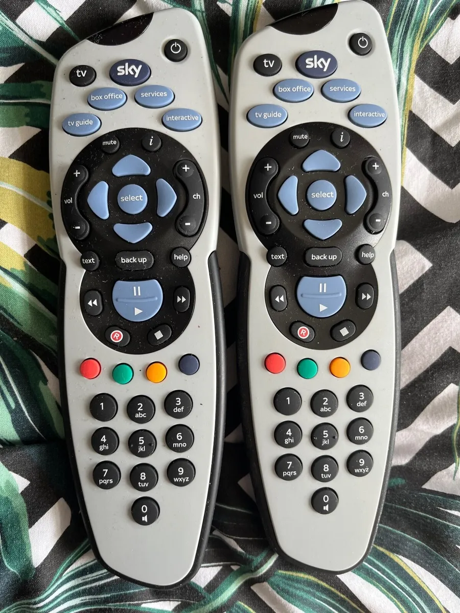 Sky remote - Image 2