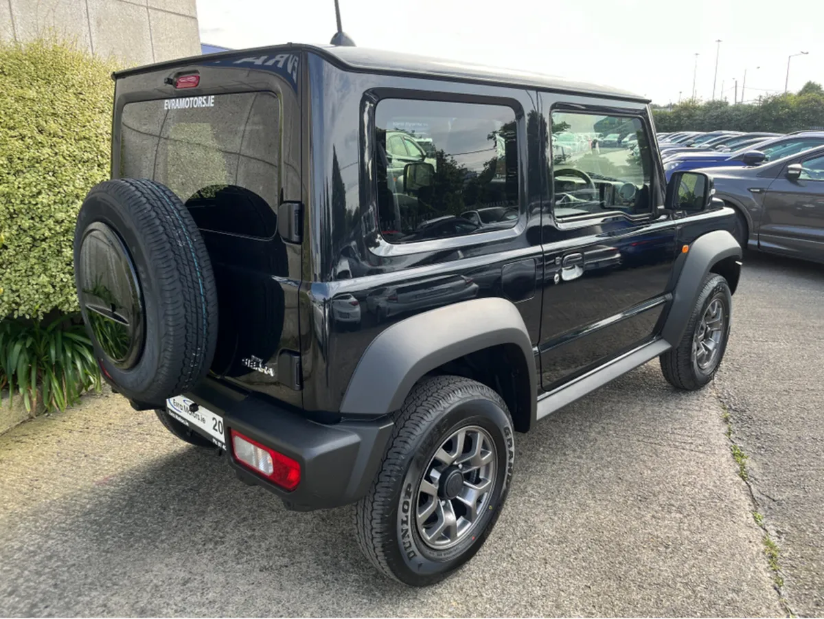 Suzuki Jimny SIERRA 4 SEAT AUTOMATIC 1.5 PETROL // - Image 4