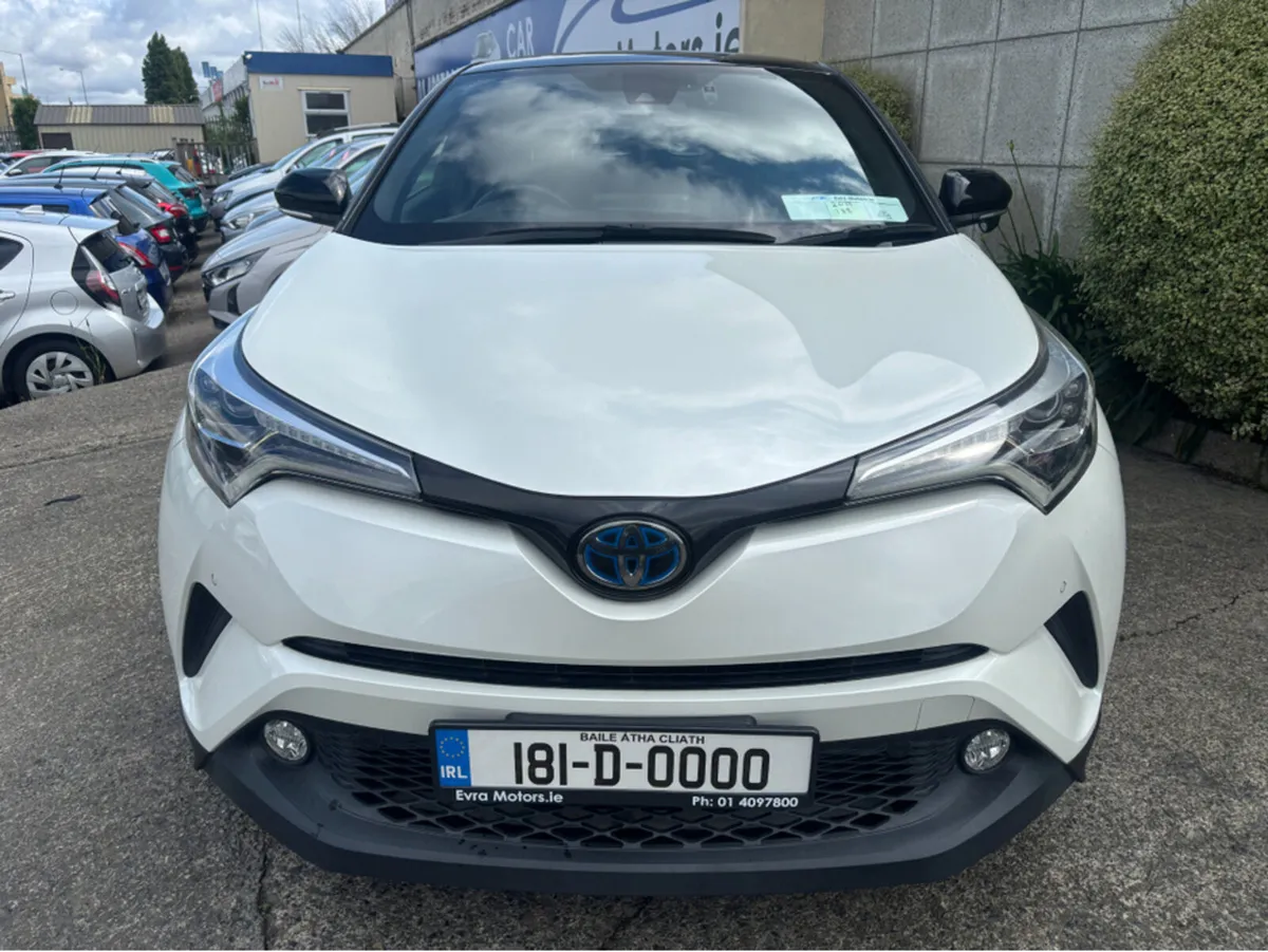 Toyota C-HR SOL HYBRID AUTOMATIC 1.8 PETROL //HIGH - Image 3