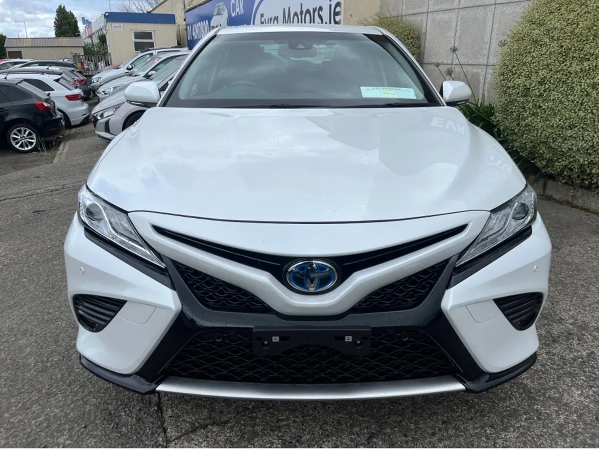 Toyota Camry WS AUTOMAITIC 2.5 PETROL HYBRID //HIG - Image 2