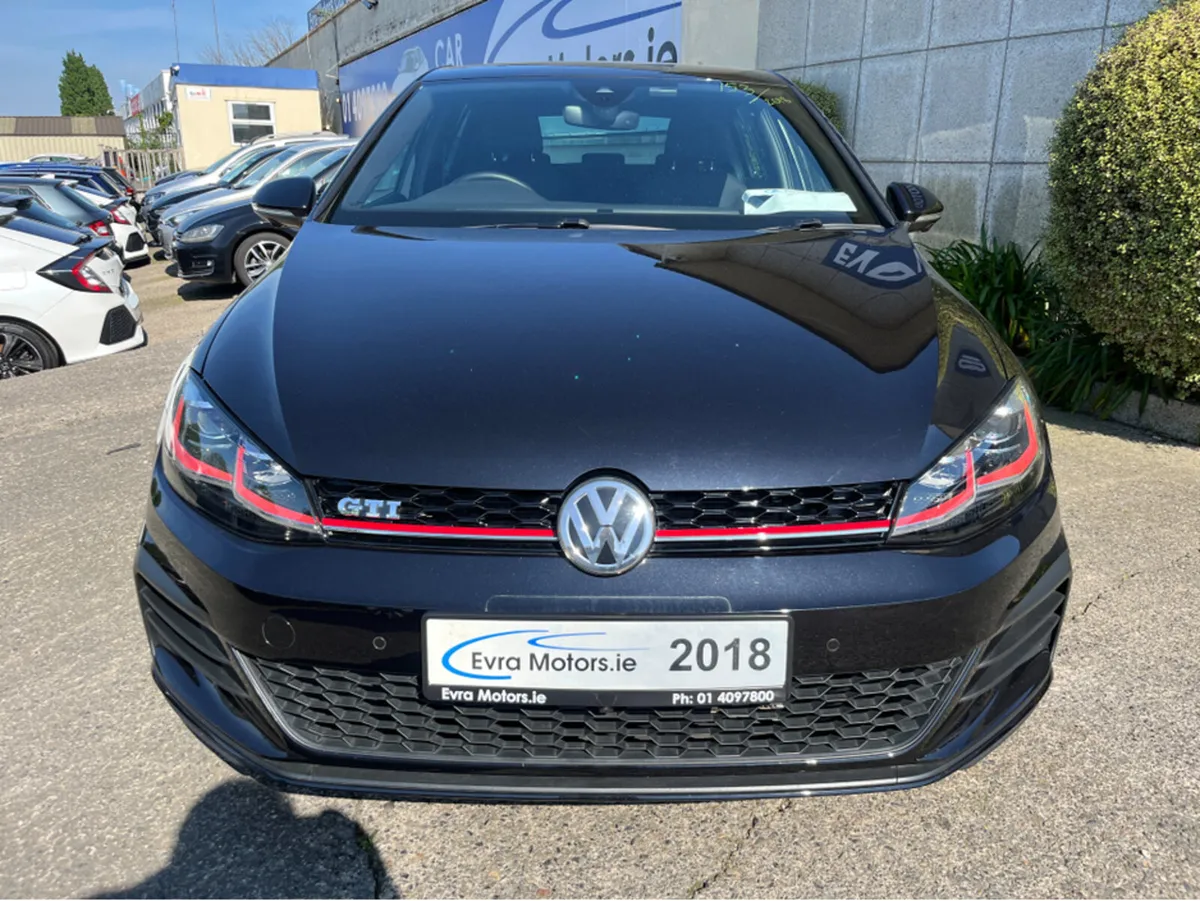 Volkswagen Golf GTI AUTOMATIC 2.0 PETROL - Image 4