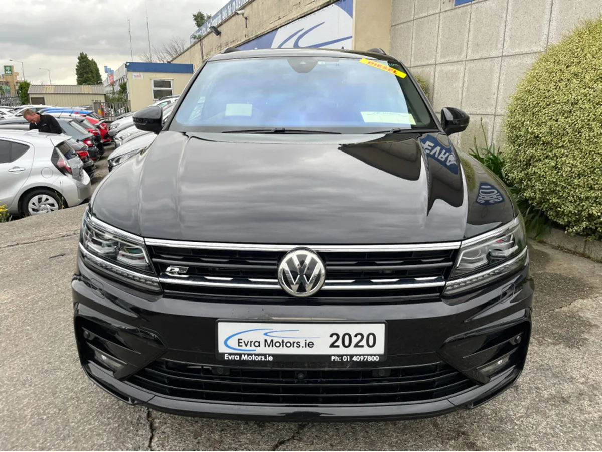 Volkswagen Tiguan R-LINE 4 MOTION AUTOMATIC 2.0 DI - Image 4