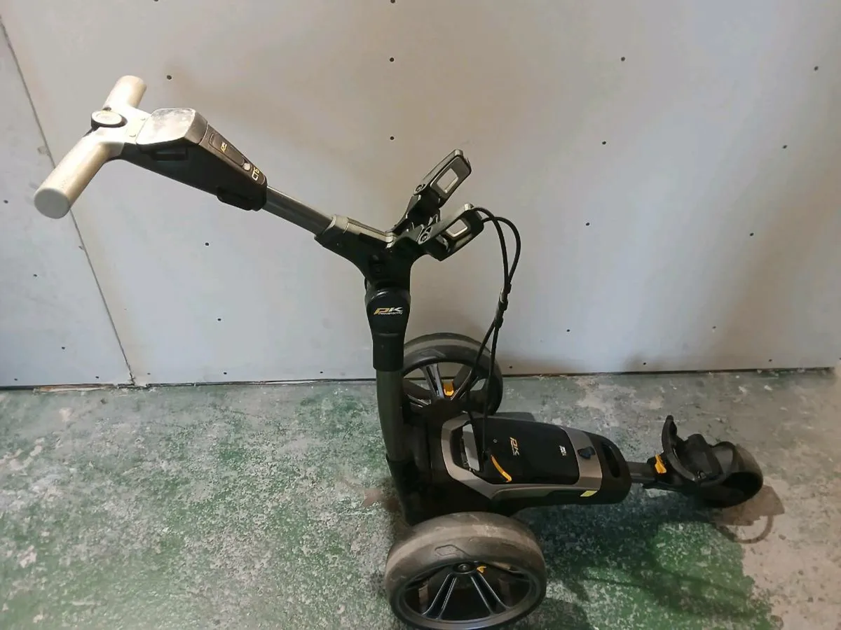 Powakaddy CT6 at Golf Concepts - Image 3