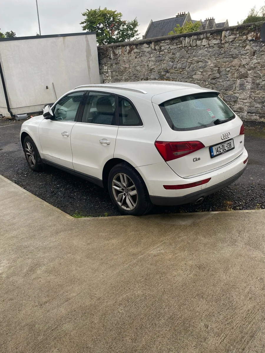 Car - Image 4