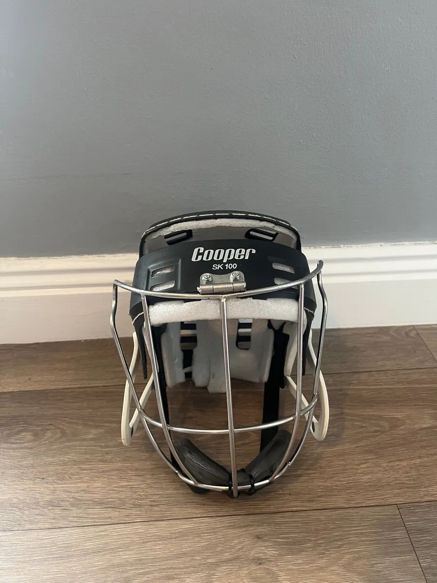 Cooper hurling helmet - Image 3