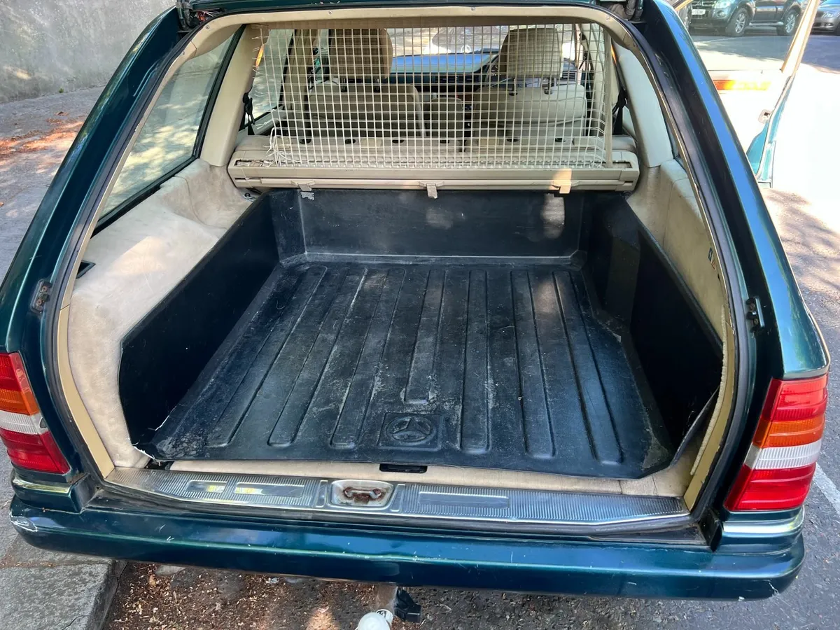 Vintage Mercedes tray - Image 1