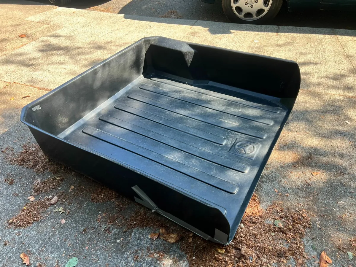 Vintage Mercedes tray - Image 2
