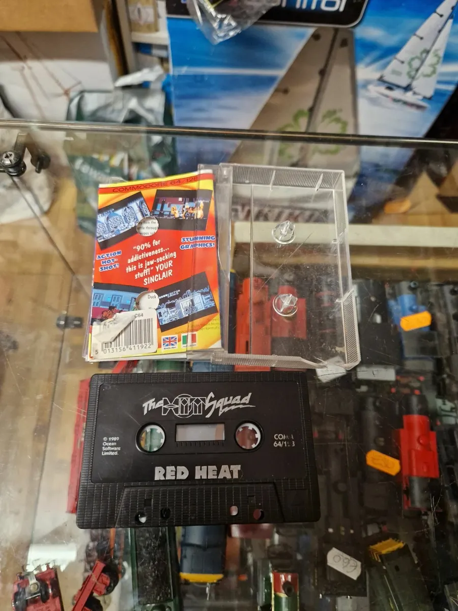 Vintage Retro 1980's Commodore 64 Red Heat - Image 2