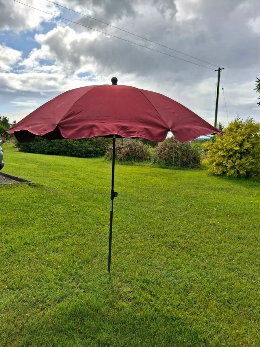 BEACH UMBRELLA